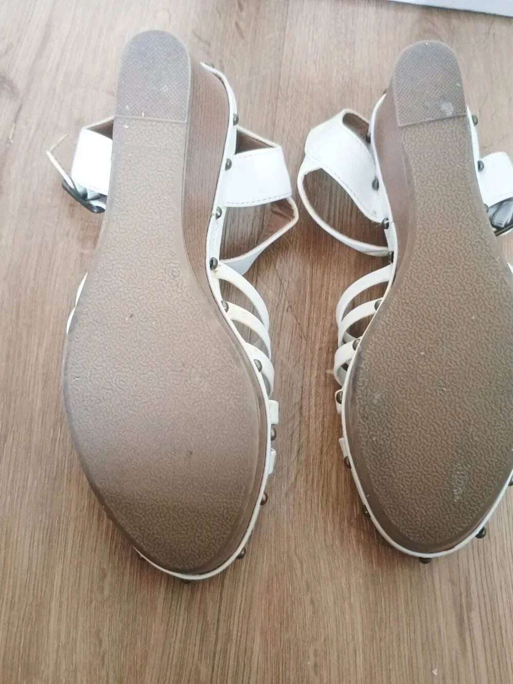 Report Women's White Strappy Platform Wedge Sandals Size 9 Ankle Strap